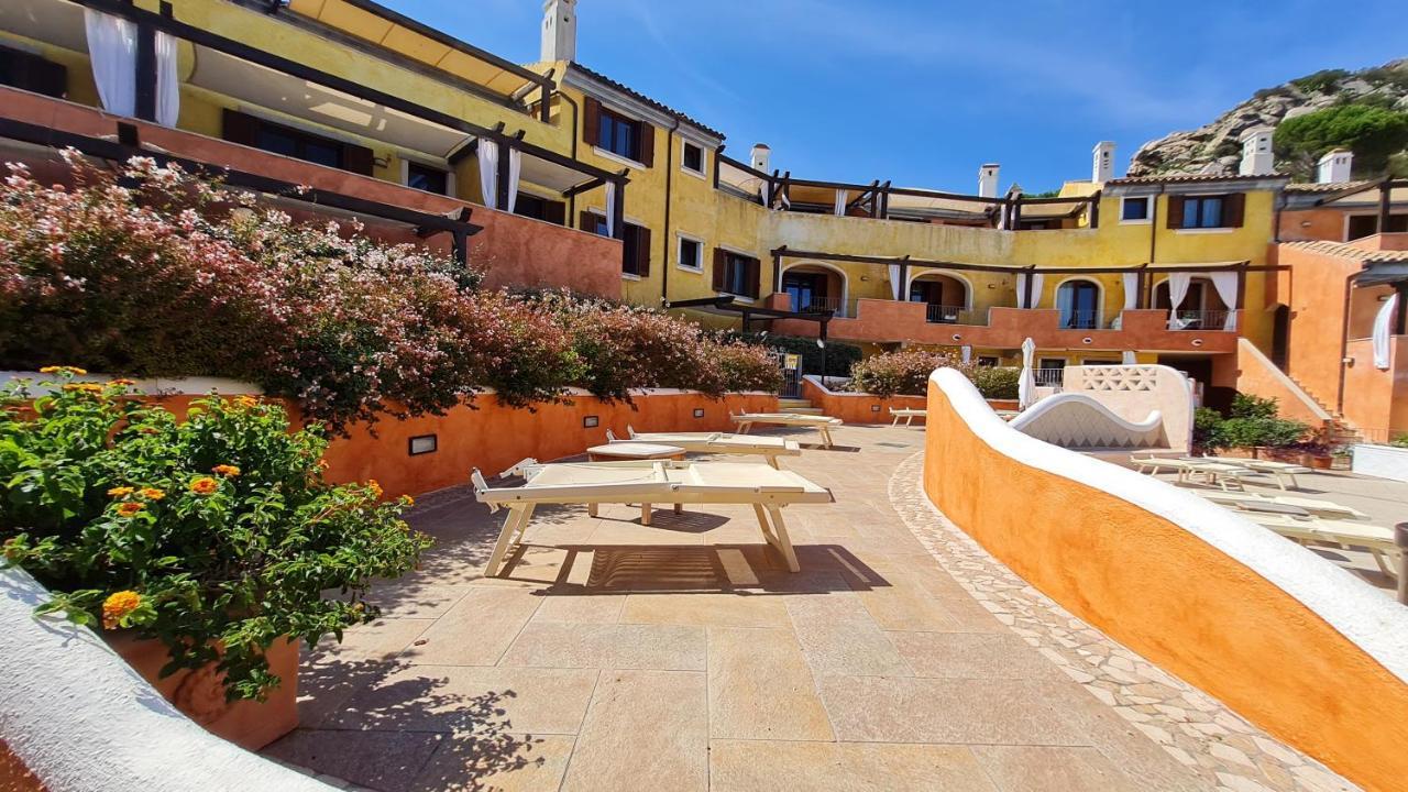 Residence Borgo Punta Villa La Maddalena  Zewnętrze zdjęcie